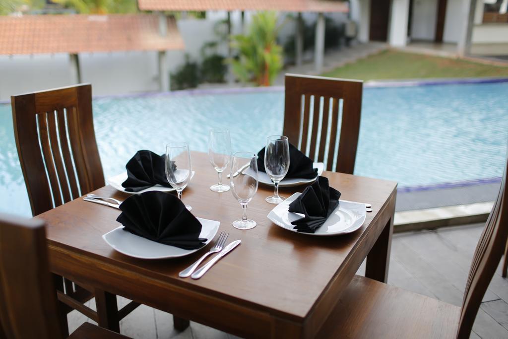 The Beach Boutique Uswetakeiyawa Exterior foto